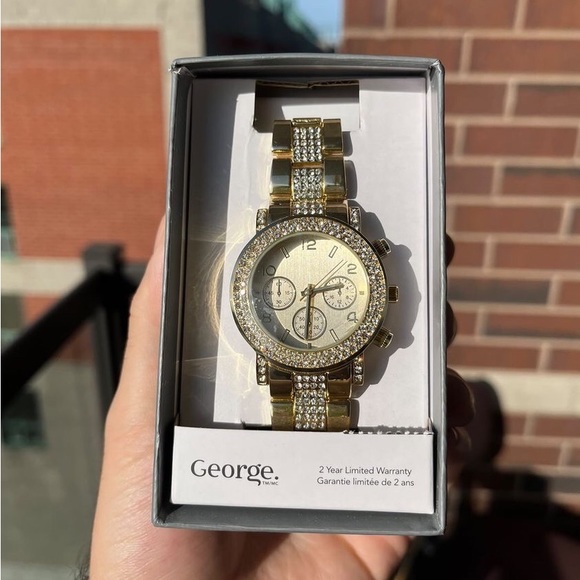 TCK Gold Watch - Picture 4 of 12